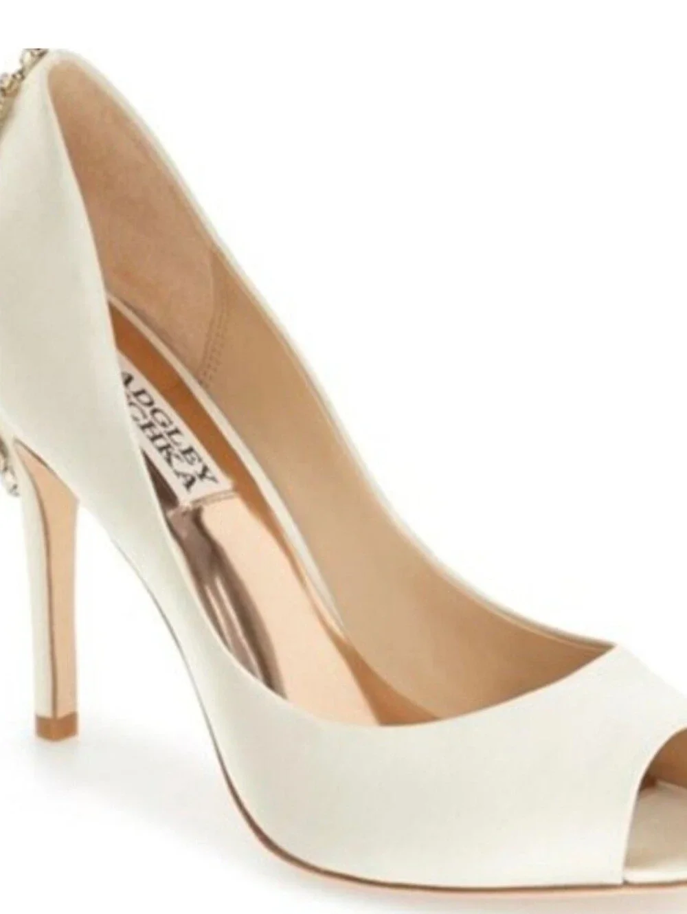 Badgley Mischka reposhing this